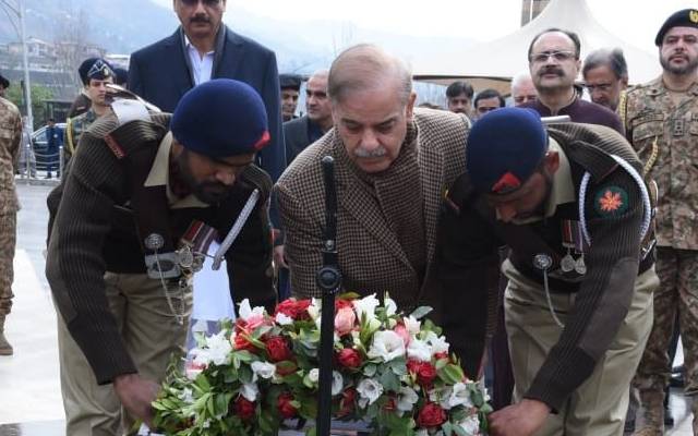 کشمیریوں کی قربانیاں رنگ لائیں گی :وزیراعظم 