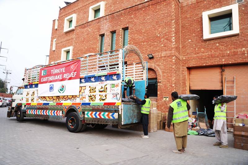 الخدمت فاﺅنڈیشن کا ترکیہ اور شام کے زلزلہ متاثرین کیلئے50 کروڑ کے امدادی پیکج کا اعلان 
