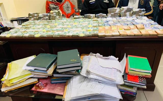 ایف آئی اے کمرشل بینکنگ سرکل اسلام آباد نے موہن پورہ راولپنڈی میں کارروائی کرتے ہوئے وسیع پیمانے پر کمرشل حوالہ ہنڈی کرنے والا گروہ دھر لیا