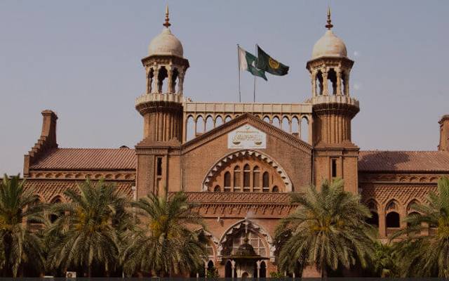 لاہور ہائی کورٹ نے نوٹیفکیشن معطل کرتے ہوئے گجرات کا ڈویژن اور وزیرآباد کا ضلع کا درجہ بحال کر دیا
