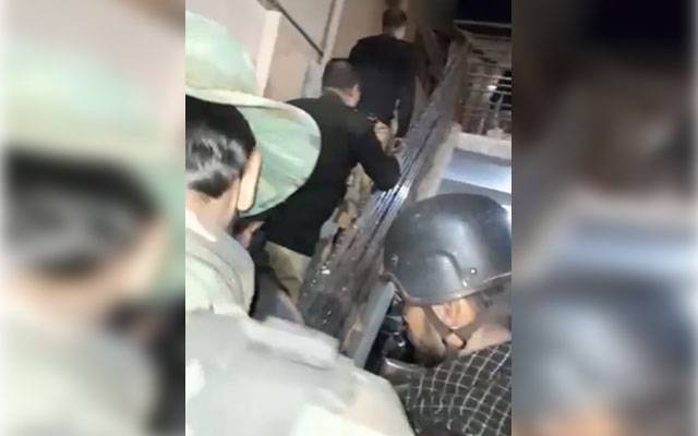 5 بچوں کی بازیابی کا معاملہ، سردار عبدالرحمان کھیتران کے گھر پرپولیس کا چھاپہ