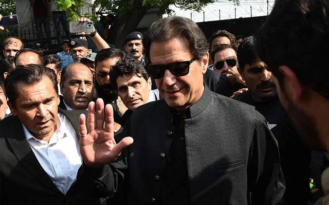 اسلام آباد کی بینکنگ کورٹ نے ممنوعہ فنڈنگ کیس میں عمران خان کو 28 فروری کو پیش ہونے کا حکم دے دیا
