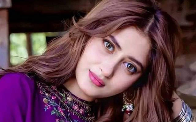  پاکستان شوبز انڈسٹری کی معروف و خوب رو اداکارہ سجل علی کا انسٹاگرام اکاؤنٹ بحال ہوگیا ہے