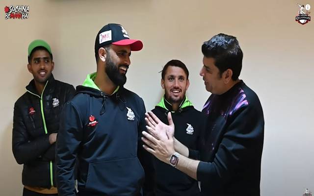 پشاور زلمی کیخلاف شاندار پرفارمنس، فخر زمان کیلئے پلاٹ اور آئی فون کا تحفہ