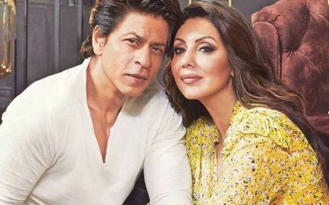 بالی ووڈ سپر اسٹار شاہ رخ خان کی اہلیہ گوری خان کے خلاف لکھنئو شہر میں جائیداد کی خرید و فروخت سے متعلق ایف آئی آر درج کرلی گئی