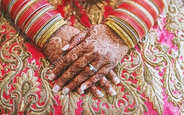 بیوی آشنا کے ساتھ بھاگ گئی، شوہر نے بدلہ لینے کیلئے انتہائی قدم اٹھا لیا 