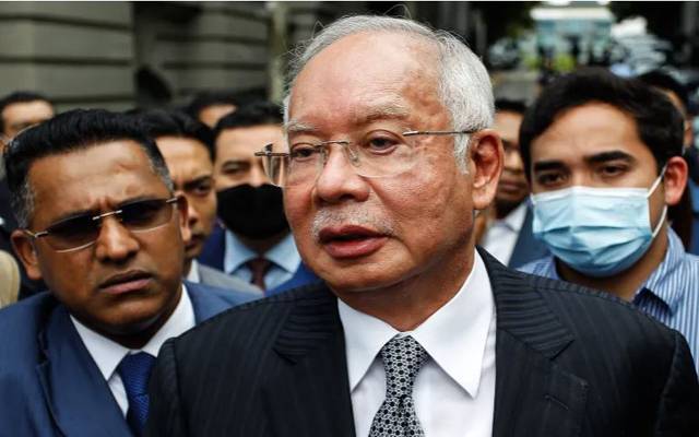 ملائیشیا: سابق وزیراعظم کرپشن کے الزامات سے بری، دوسرے مقدمے میں سزا برقرار