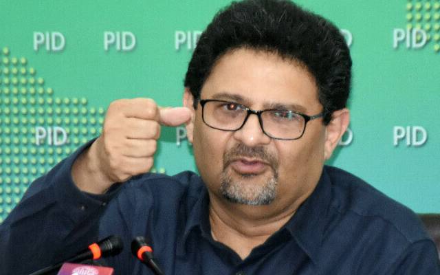 سسٹم بدلے بغیرکچھ نہیں ہوگا:مفتاح اسماعیل 