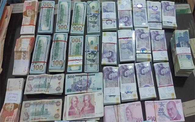 گجرات میں ایف آئی اے کی کارروائی، غیرقانونی کرنسی ایکسچینج سے 4 ملزمان گرفتار
