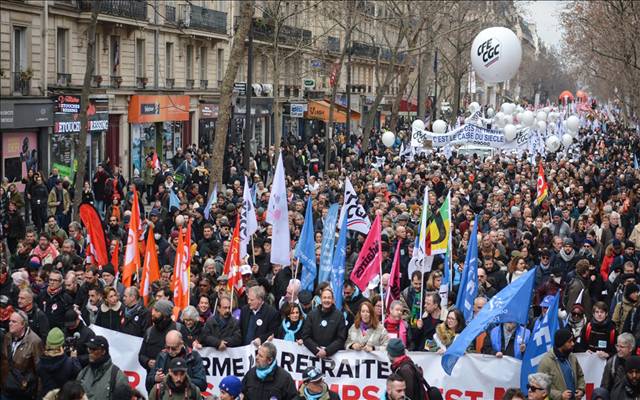 فرانس: پنشن اصلاحات کیخلاف ملک گیر احتجاج اور مظاہرے جاری