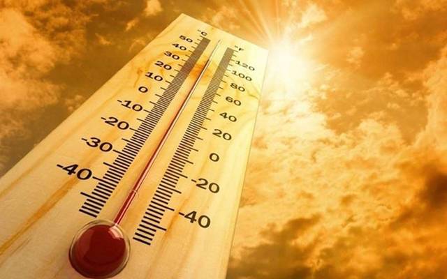 حکمہ موسمیات کے مطابق ملک بھر میں مئی میں گرمی کی لہر کے چانسز بہت زیادہ ہونے کا خدشہ ہے