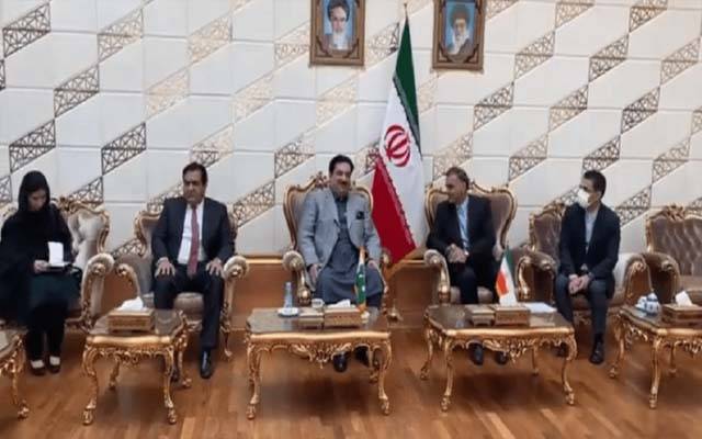 100 میگا واٹ بجلی درآمد کرنے کا منصوبہ ،وفاقی وزیر برائے توانائی ایران پہنچ گئے 