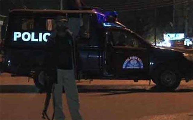 خیرپور: پولیس مقابلے میں 2 ڈاکو زخمی حالت میں گرفتار