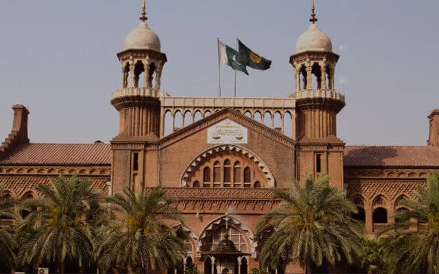 لاہور ہائی کورٹ نے شہری کی درخواست پر حکومت کو 1990 سے 2001 تک توشہ خانہ کا ریکارڈ پبلک کرنے کا حکم دے دیا