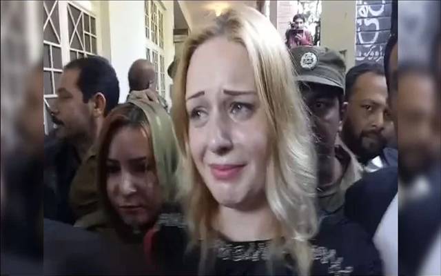 ہیروئن سمگلنگ کے الزام میں 5سال قید کاٹنے والی چیک ماڈل کے ہوشربا انکشافات