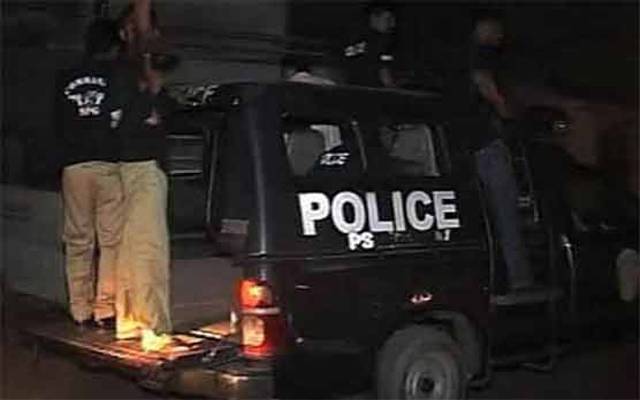 سکھر: پولیس مقابلے میں 2 ڈاکو ہلاک، اہلکار زخمی