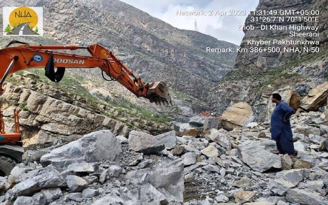 طوفانی بارشوں لینڈسلائیڈنگ،بلوچستان اور تونخوا شاہراہ کا بڑا حصہ متاثر ہونے سے ٹریفک معطل 