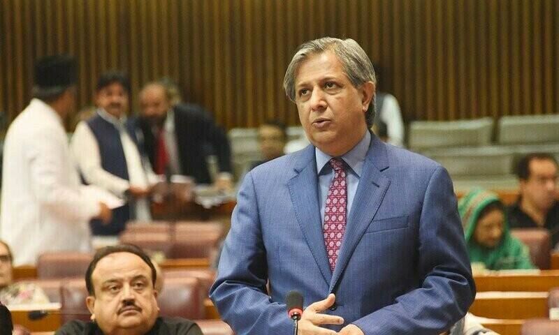  جمہوریت کیلئے پوری طاقت سے کھڑے ہوں گے:اعظم نذیر تارڑ 