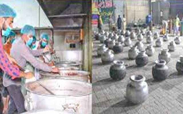 گوجرانوالہ میں مہنگائی کے اس دور میں روزانہ ڈیڑھ لاکھ افراد کو سحری کروائی جارہی ہے. سحری کیلئے تیار کیا گیا کھانا گھر گھر پہنچایا جاتا ہے تاکہ کسی کی عزت نفس مجروح نہ ہو.