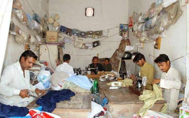عید سیزن کاآغاز, درزیوں کی مصروفیات اور نخرے بڑھ گئے