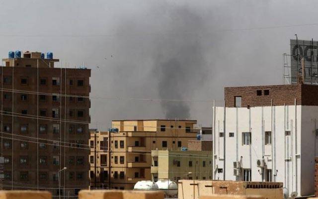 فوج اور پیرا ملٹری فورسز میں لڑائی، سوڈان کے دارالحکومت میں شدید کشیدگی
