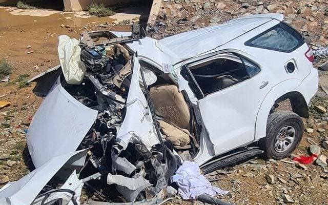 سعودی عرب: پاکستانی عمرہ زائرین کی گاڑی کو حادثہ، 9 جاں بحق