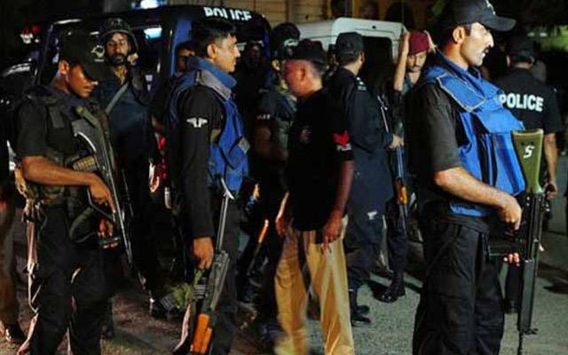 لیاقت پور میں پولیس کی کارروائی، جرائم پیشہ گروہوں کے 9 کارندے گرفتار