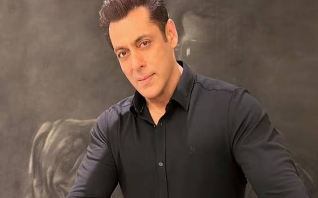  مزدورں کے عالمی دن پر سلمان خان نے اپنے سوشل میڈیا اکاؤنٹ پر ان کے حق میں پوسٹ کی ہے۔
