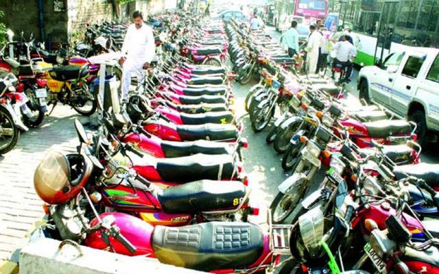 ہنڈاکے بعد یاماہا نے بھی موٹر سائیکلوں کی قیمتوں میں اضافہ کردیا