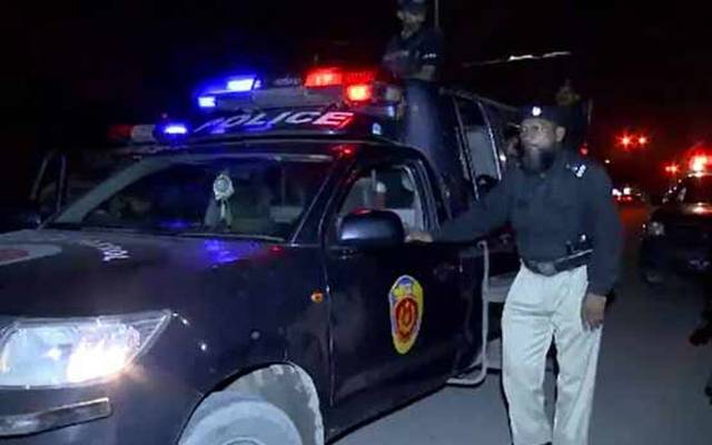 لاڑکانہ میں ڈاکوؤں کا پولیس چوکی پر حملہ، 2 اہلکار زخمی