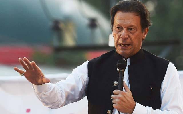 عمران خان نے آئندہ ہفتے سے سڑکوں پر آنے کا اعلان کر دیا
