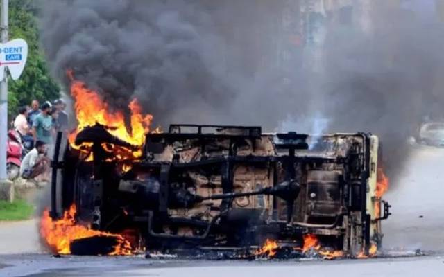 بھارت کے’منی پور‘میں ہنگامے ،10ہزاربے گھر،درجنوں افراد زندہ جل گئے