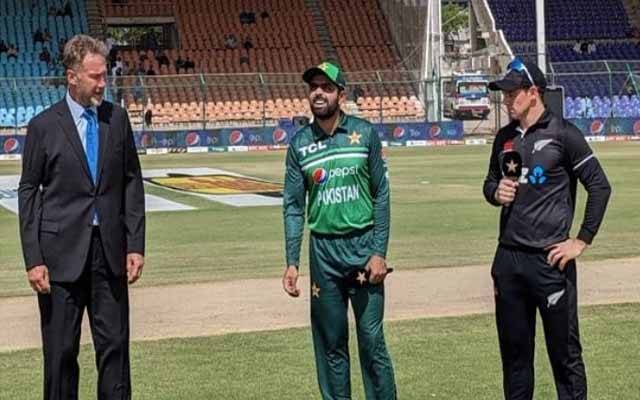 آخری ون ڈے میں نیوزی لینڈ نے پاکستان کو شکست دے دی 
