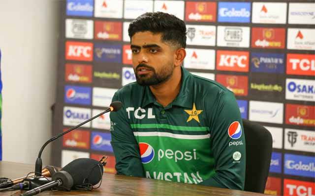 امام کا ٹوئٹ ابھی تک نہیں دیکھا، میری وجہ سے افتخار کا نام چاچا پڑگیا : بابر اعظم
