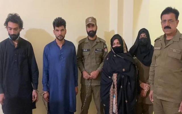جہلم میں رکشہ ڈرائیور کے اندھے قتل کا معمہ حل،مقتول کی بیوی قاتل نکلی