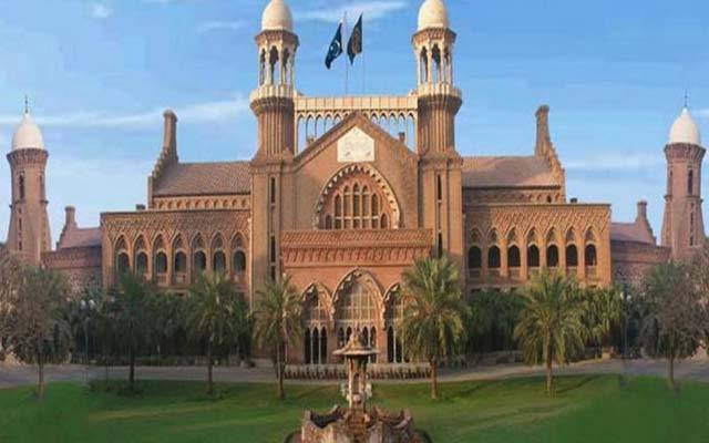 لاہور ہائیکورٹ میں عمران خان کے خلاف درج مقدمات کی تفصیل اور کاروائی روکنے سے متعلق درخواست پر سماعت کل ہوگی
