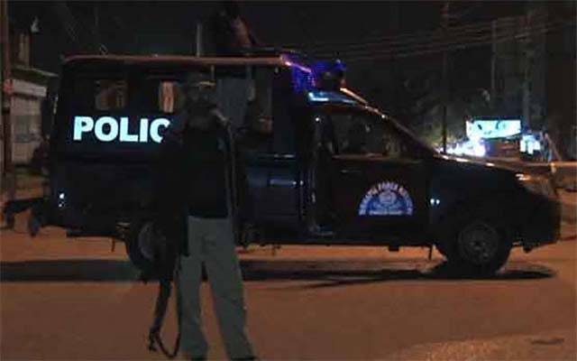 کراچی: پولیس اور ڈاکوؤں میں فائرنگ کا تبادلہ، ایک ملزم ہلاک