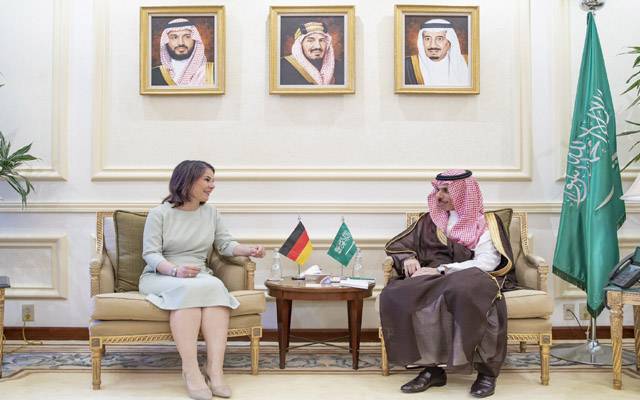 جرمن خاتون وزیر خارجہ بیئربوک کا دو روزہ دورہ، جدہ پہنچ گئیں