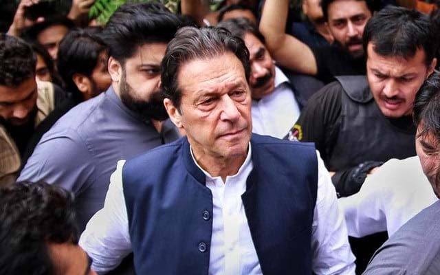 نیشنل کرائم ایجنسی 190ملین پاؤنڈ سیکنڈل: نیب نے عمران خان کو طلب کر لیا