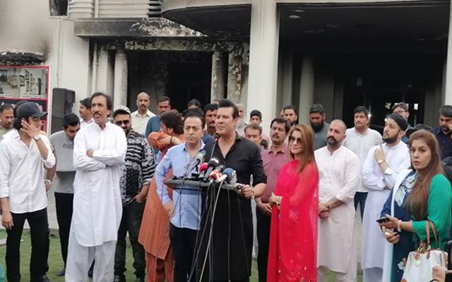پاک فوج سے اظہار یکجہتی ، شوبز شخصیات کور کمانڈر ہاؤس پہنچ گئیں