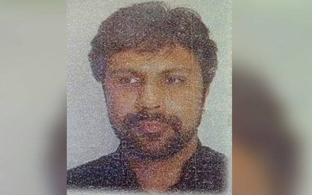 پی آئی اے کا ایک اور فضائی میزبان کینیڈا میں مبینہ طور پر لاپتہ
