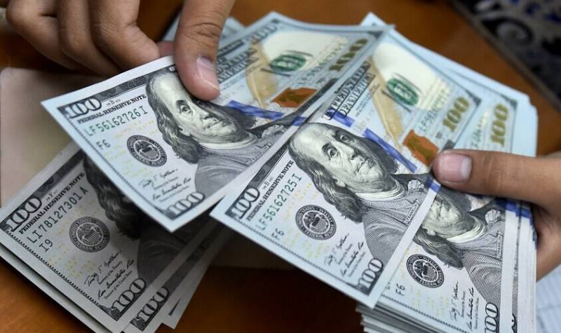 ڈالر کی قیمت میں پھر اضافہ