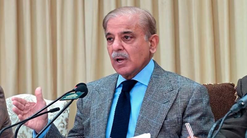 9 مئی واقعات سے عوام رنجیدہ، ریڈیو پاکستان کے ملازمین کے حوصلے کو داد دیتا ہوں:وزیرِ اعظم