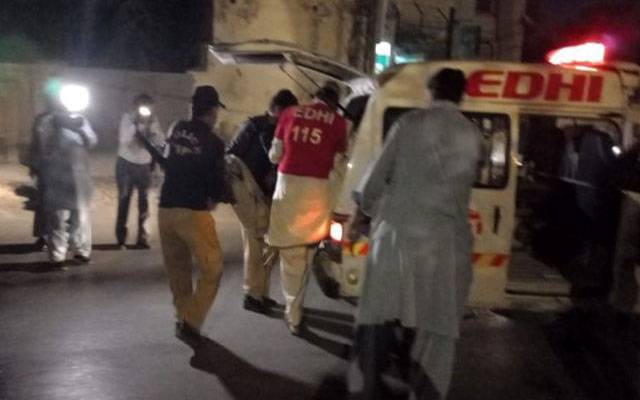 کراچی: مختلف واقعات میں پولیس اہلکار سمیت دو افراد زخمی