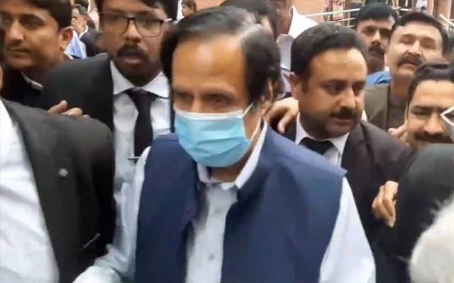 اینٹی کرپشن ٹیم چودھری پرویز الٰہی کو لیکر گوجرانوالہ روانہ 