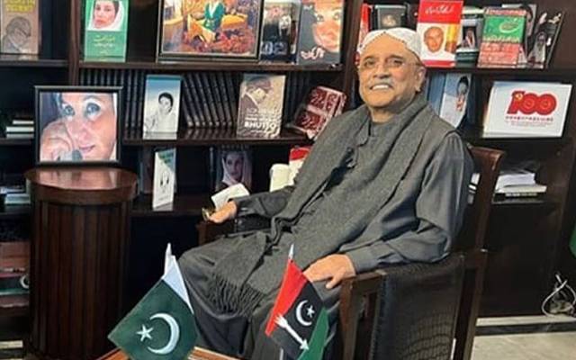  پاکستان پیپلز پارٹی (پی پی پی) کے شریک چیئرمین اور سابق صدر آصف علی زرداری کو وسطی پنجاب سے تنظیم میں شمولیت کا سلسلہ جاری ہے۔ سابق صدرآصف علی زرداری سے چوہدری علی اشرف کی ملاقات ہوئی۔
