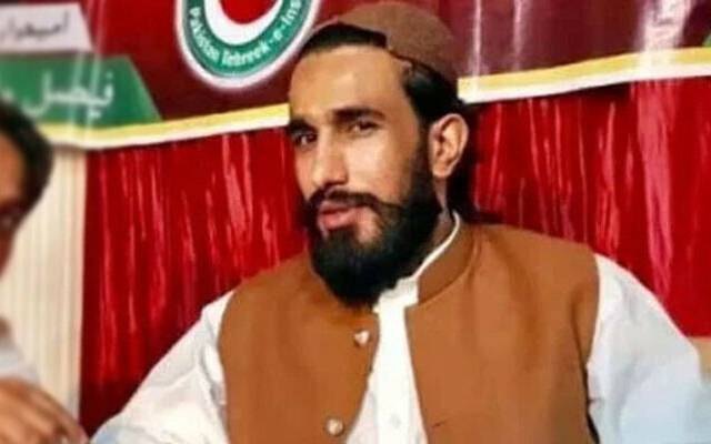 رکن سندھ اسمبلی ملک شہزاد اعوان نے بھی پی ٹی آئی چھوڑ دی