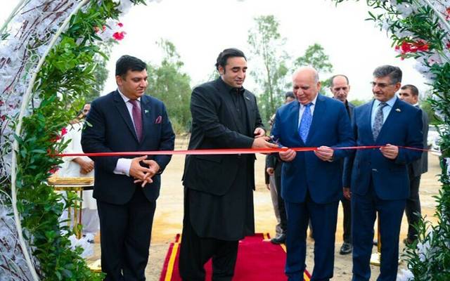 وزیر خارجہ بلاول بھٹو نے بغداد میں نئے پاکستانی سفارت خانے کا سنگ بنیاد رکھ دیا