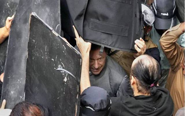 190 ملین پاؤنڈ کرپشن کیس، عمران خان نیب آفس راولپنڈی پہنچ گئے