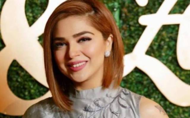  پاکستان شوبز انڈسٹری کی معروف اداکارہ نتاشا علی نے حالیہ انٹرویو میں دعویٰ کیا ہے کہ اداکارہ زارا شیخ کے ساتھ کام کا برا تجربہ رہا۔